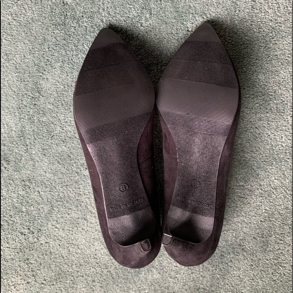 Old Navy Pointy Toe Black Suede Like Shoes NWOT Size 8 - Picture 3 of 5